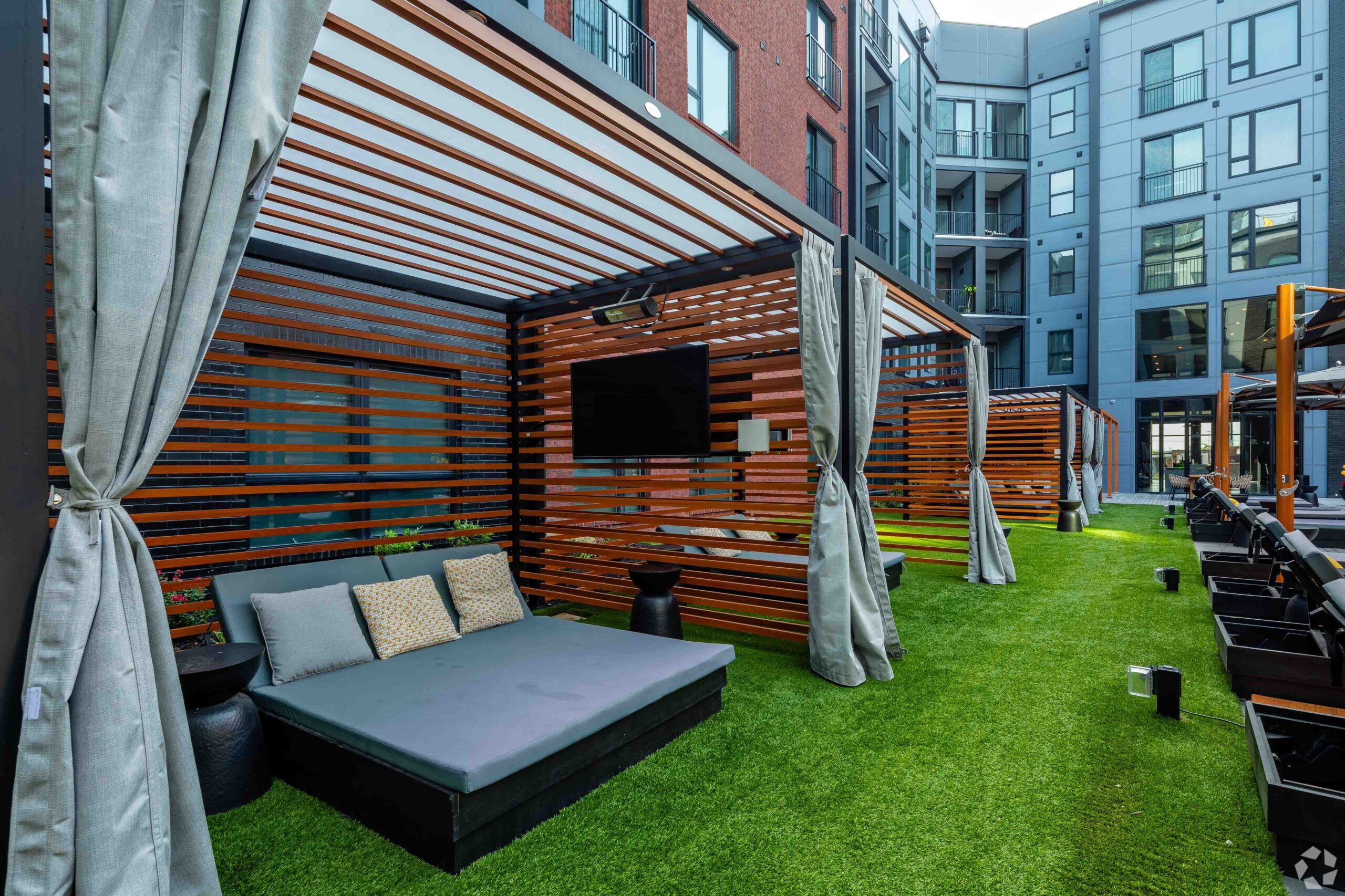 SoHo Apartments building view